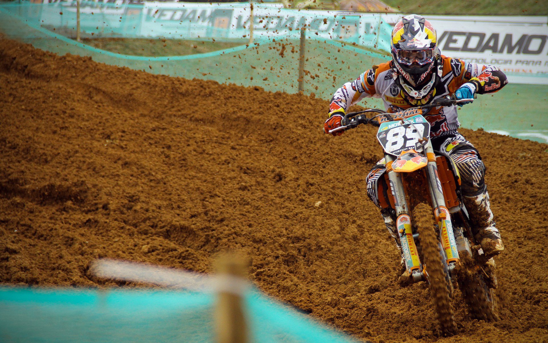 意甲巅峰对决：门将的神级扑救激起全场欢呼，意甲连胜纪录